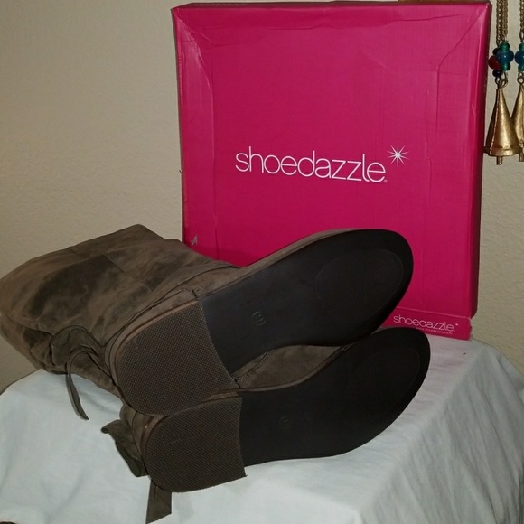 Brown faux leather high boots - Picture 3 of 3